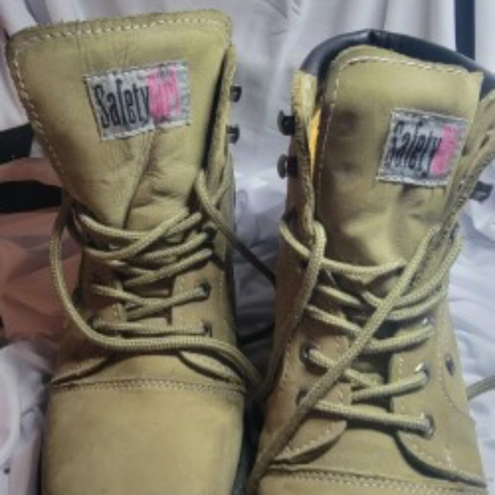 Safety Girl Fusion Olive Green Leather Safety Toe Work Boots – Women’s - Picture 3 of 8